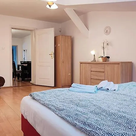 Przestronny Apartament 3 Sypialnie Na Filipa Krakov Exteriér fotografie