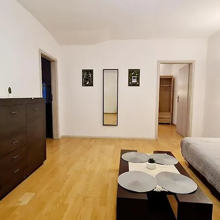 Przestronny Apartament 3 Sypialnie Na Filipa Krakov Exteriér fotografie