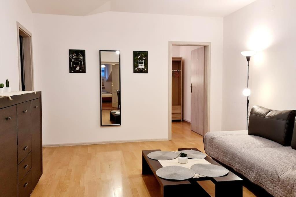 Apartament Przestronny 3 Sypialnie Na Filipa Kraków
