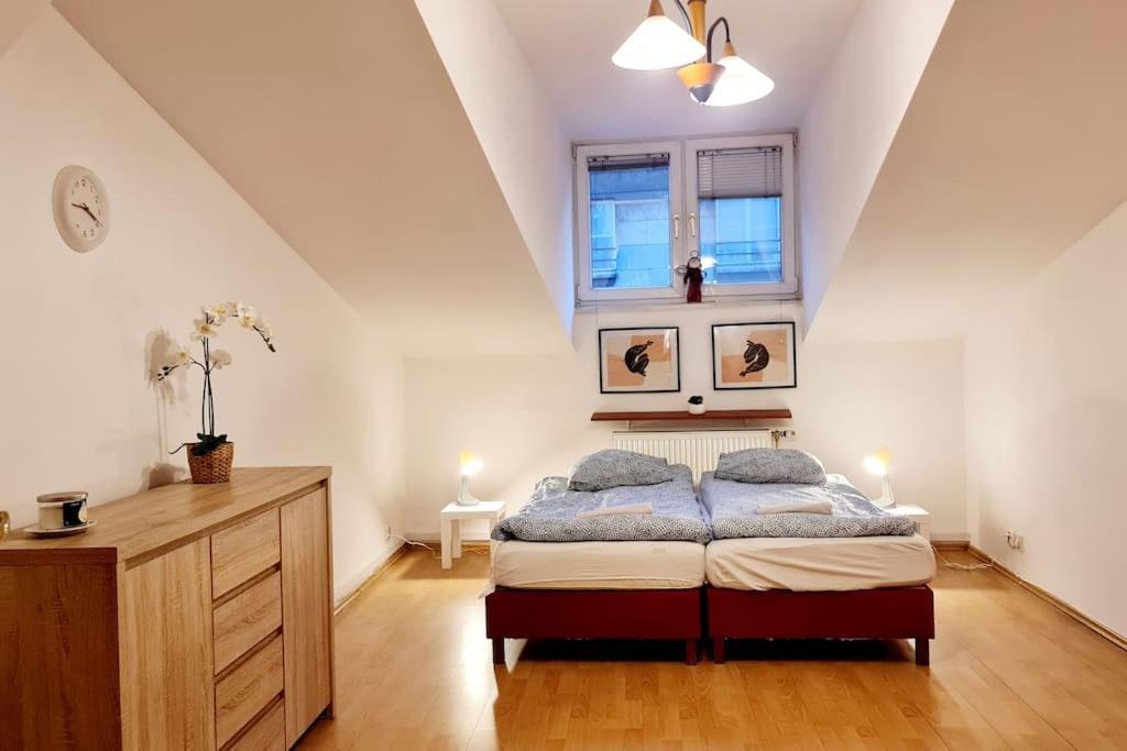 Apartament Przestronny 3 Sypialnie Na Filipa Kraków